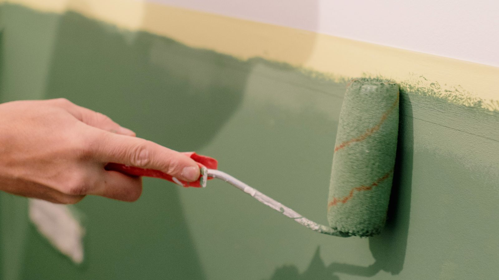 Tinta para maresia: como proteger a pintura no litoral gaúcho